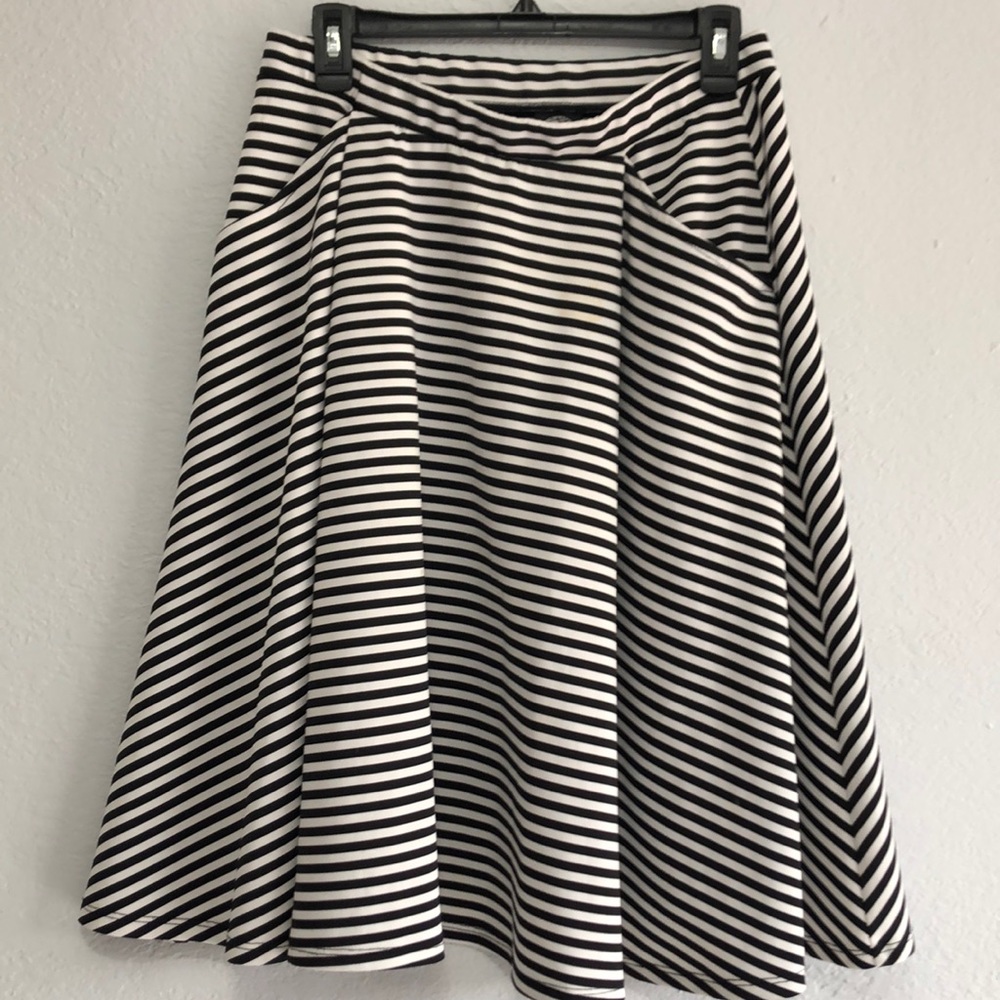 Bobeau Women’s Skirt Sz Large